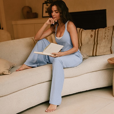 Jumpsuits, Vestidos y Faldas